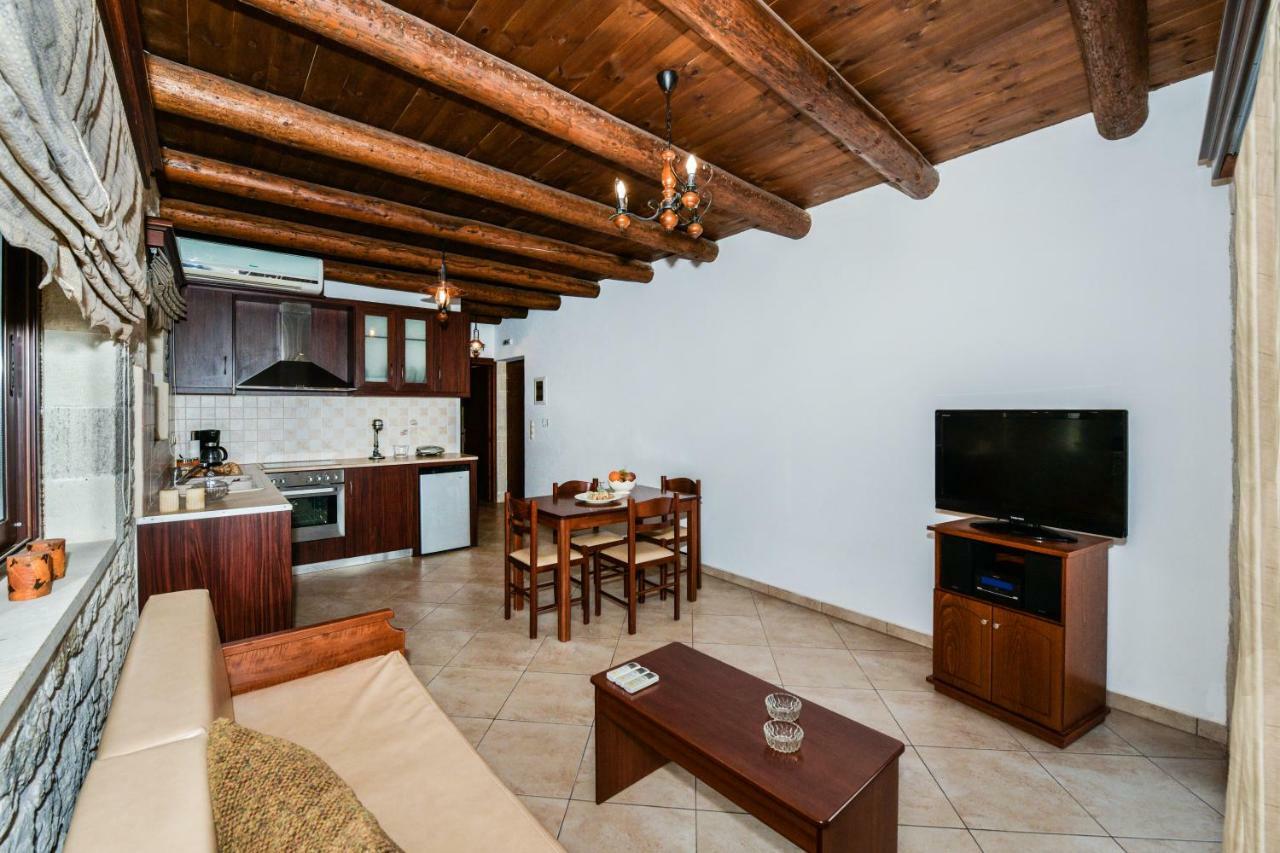 Ariadni Apartments Sfinárion 外观 照片