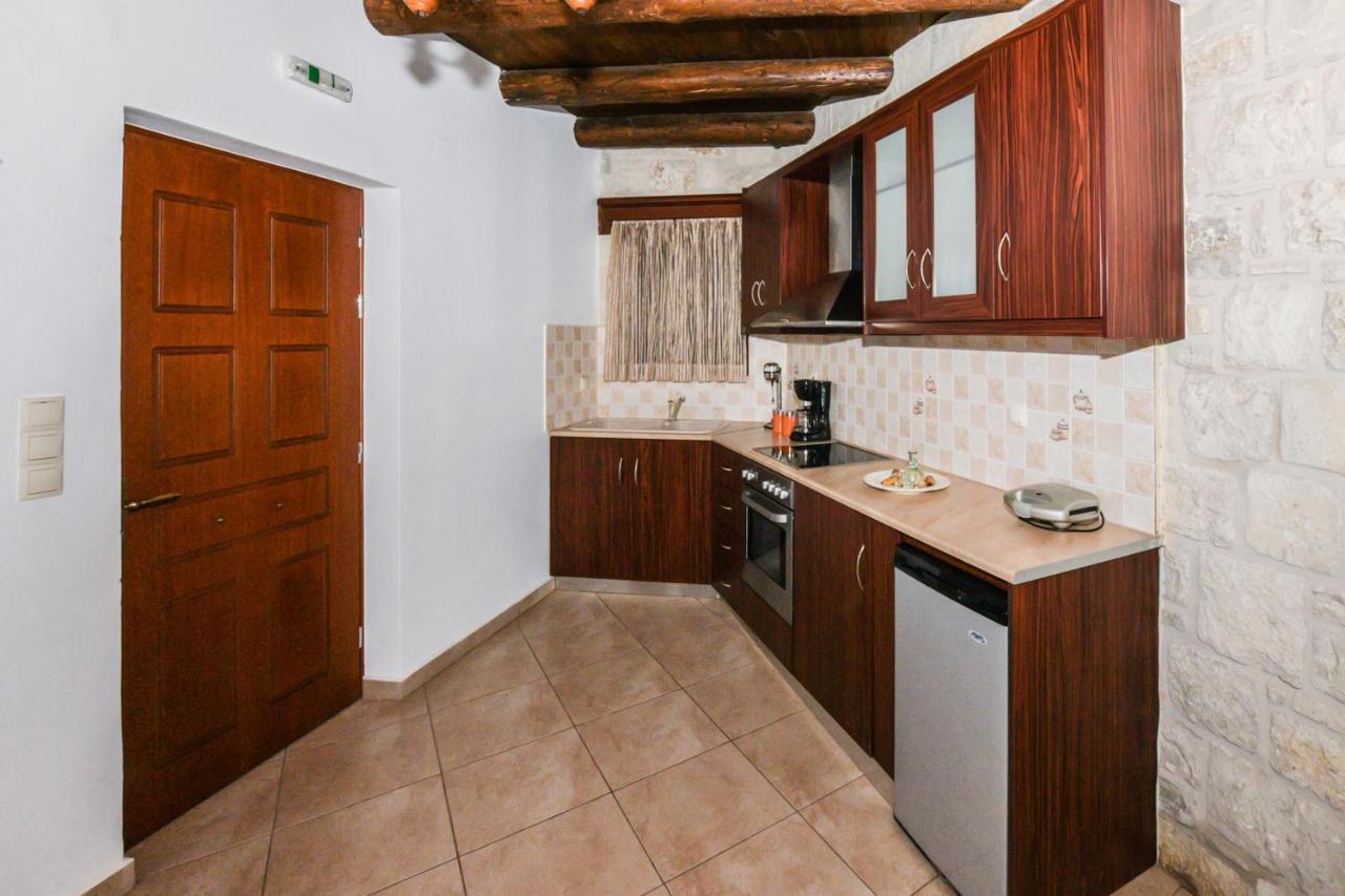 Ariadni Apartments Sfinárion 外观 照片