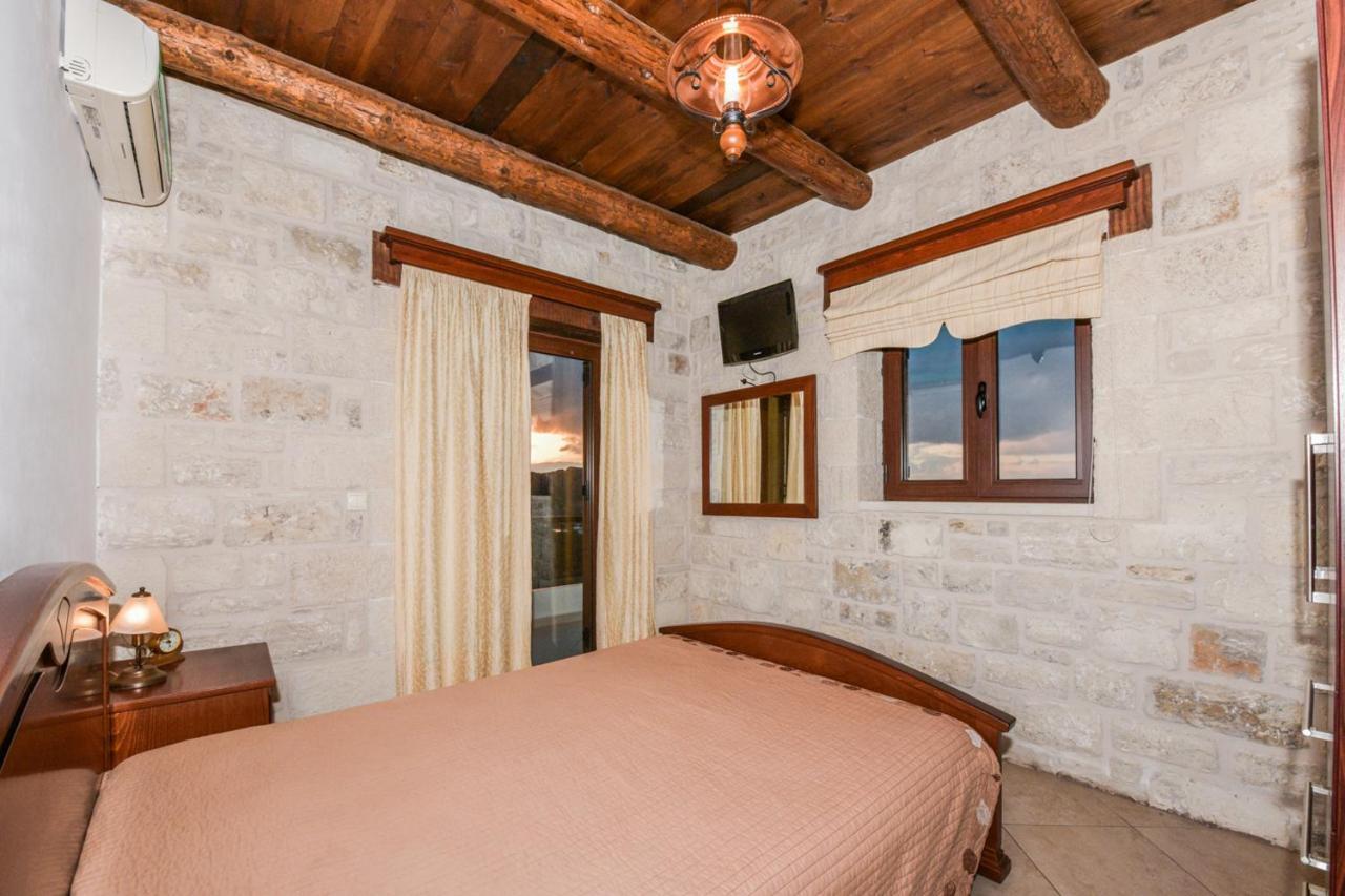 Ariadni Apartments Sfinárion 外观 照片