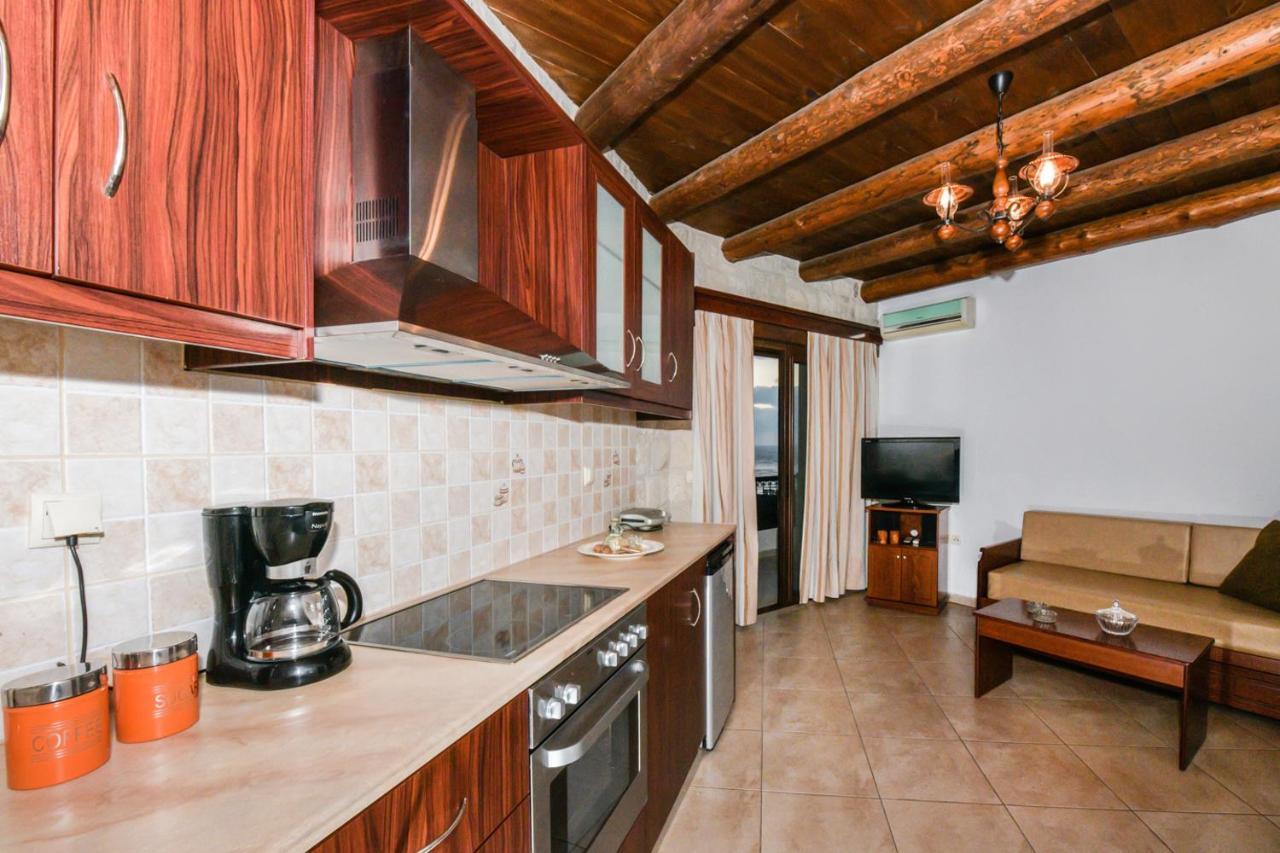 Ariadni Apartments Sfinárion 外观 照片