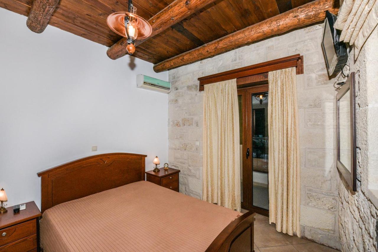Ariadni Apartments Sfinárion 外观 照片